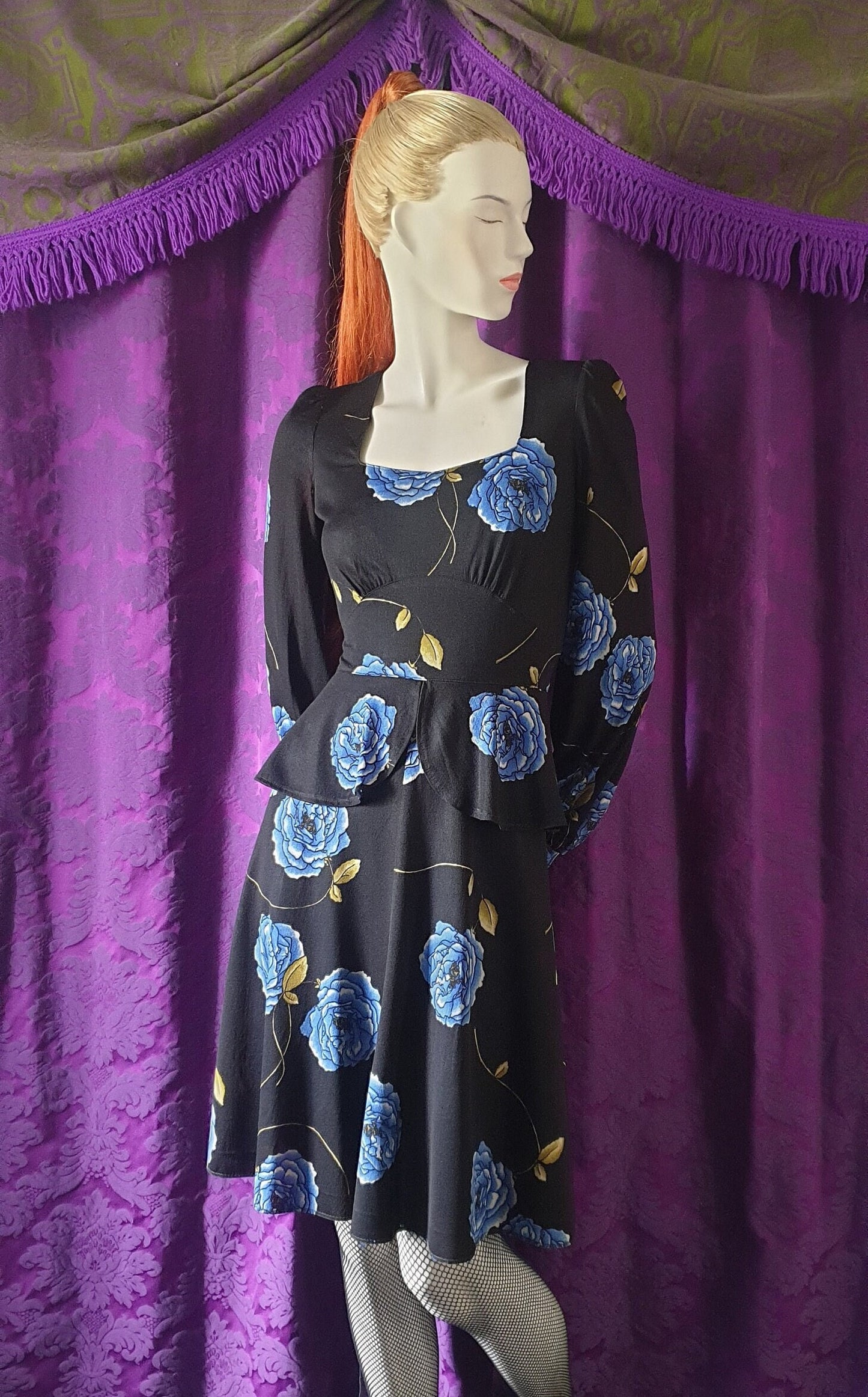 Vintage 1970s Blue Carnations Peplum Dress