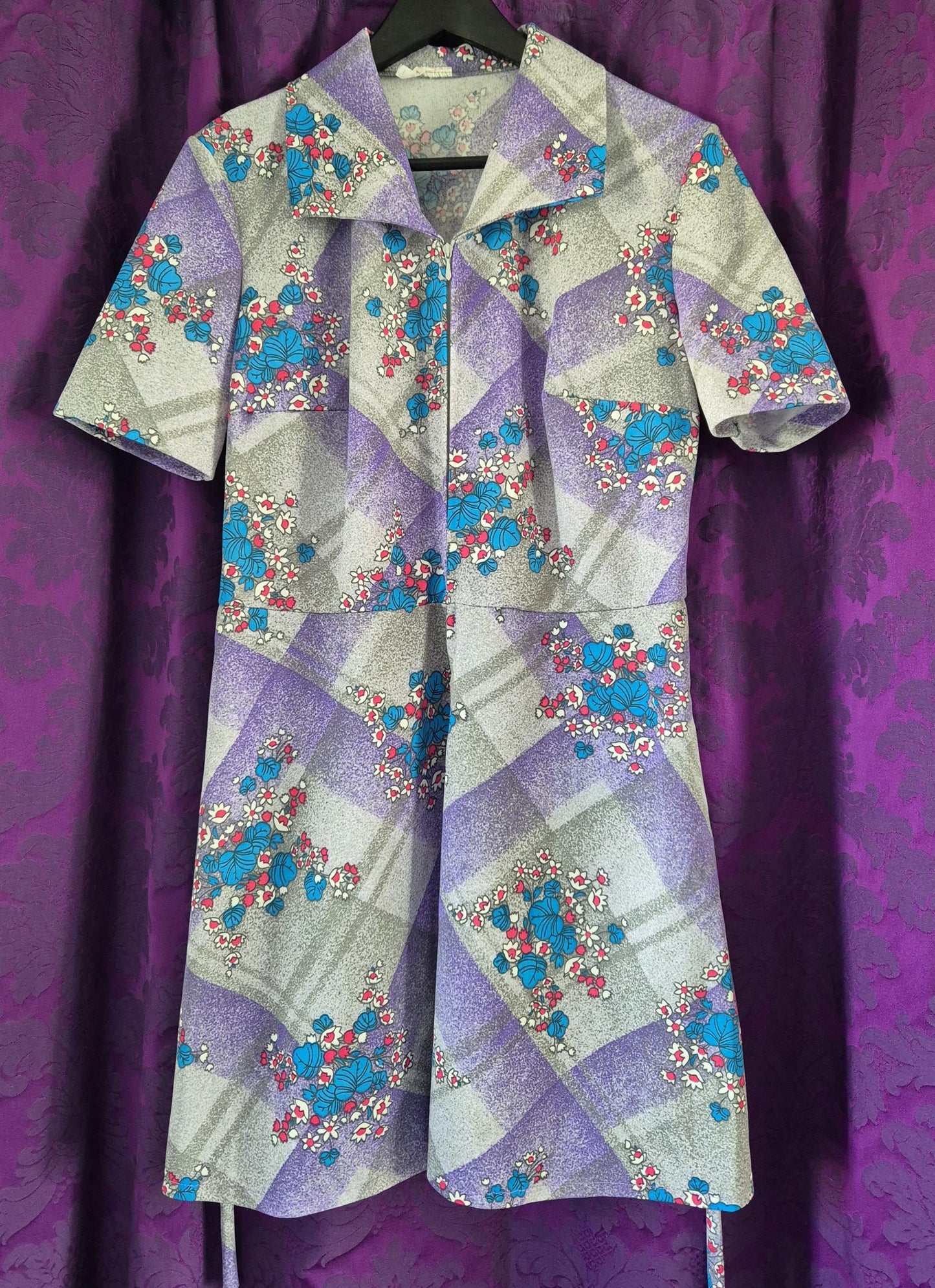 Vintage 1970s Lavender Floral & Geometric Zip-Front Minidress - Plus size