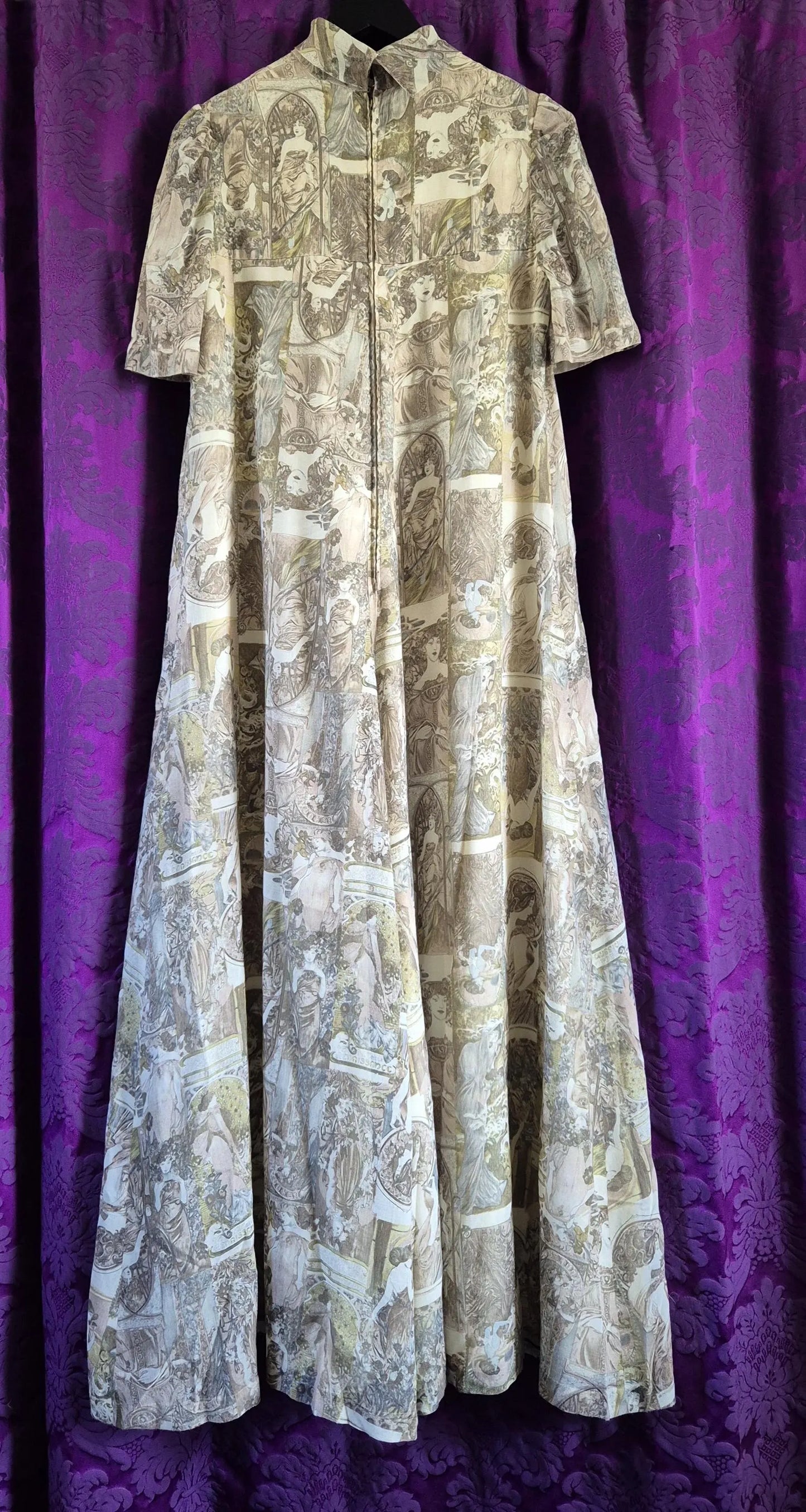 Vintage 1970s Art Nouveau Collage Print Maxi Dress