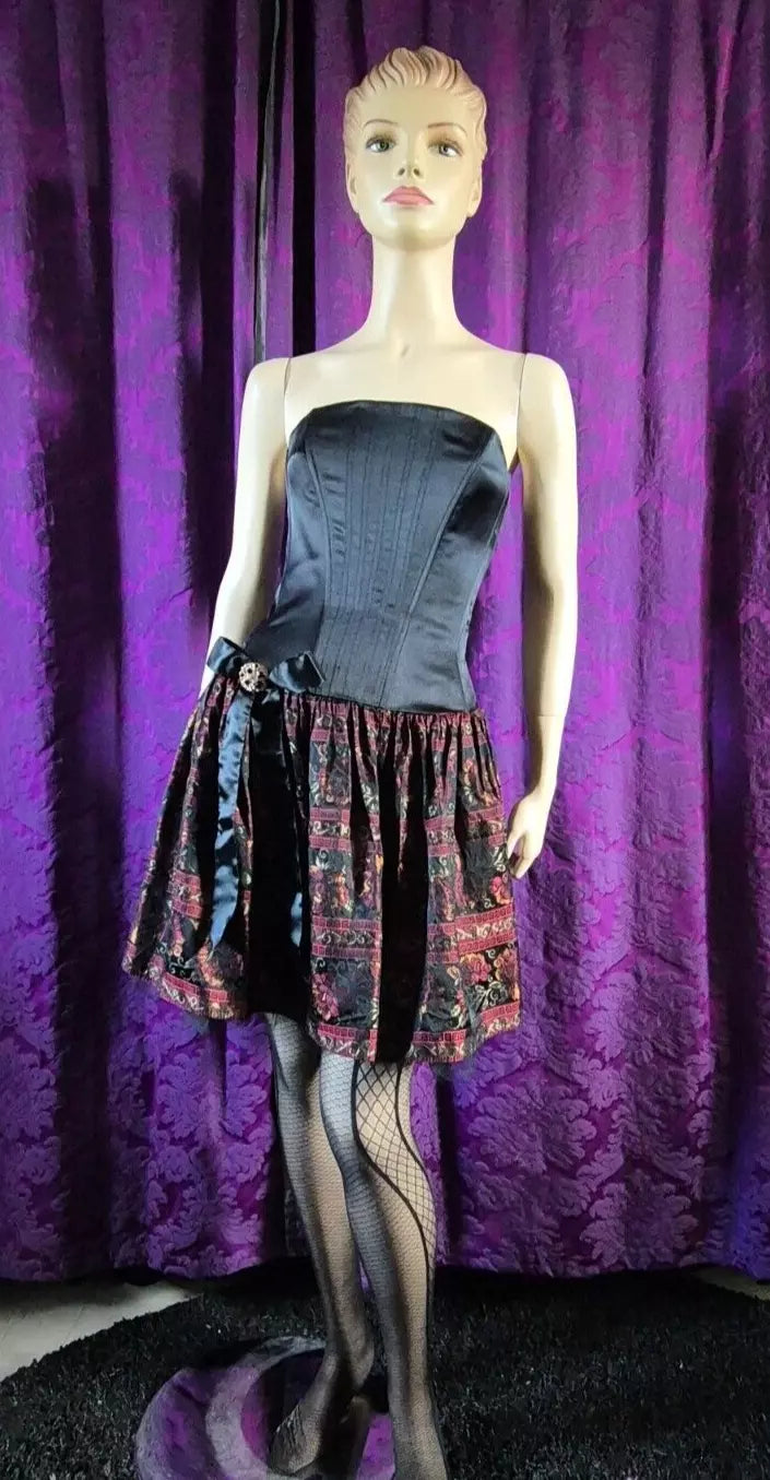 Jessica McClintock Y2K Gothic Corset Prom Dress