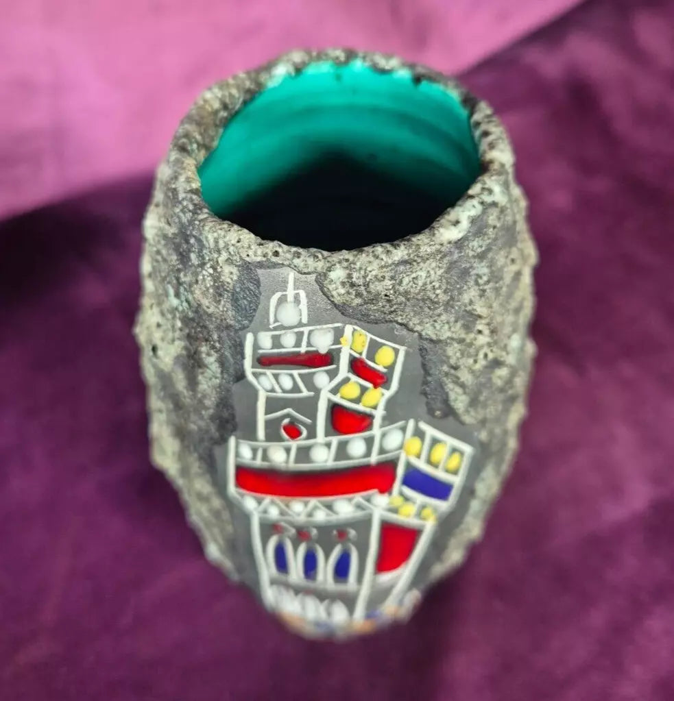 Vintage 1960s San Marino Libertas Lava Vase