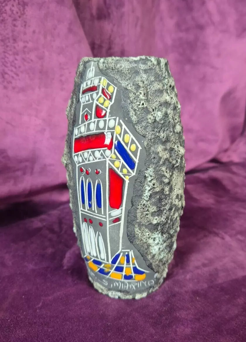 Vintage 1960s San Marino Libertas Lava Vase