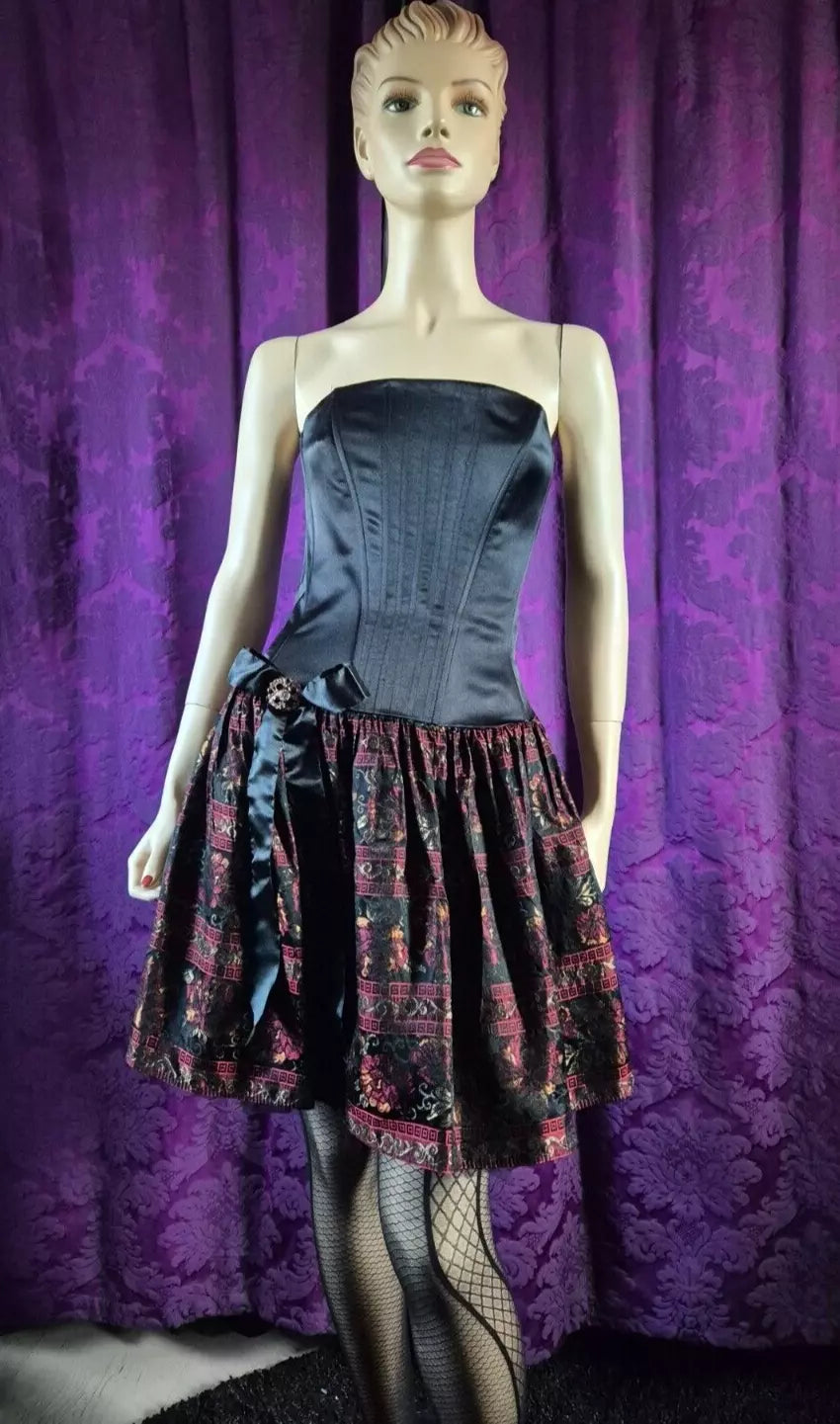 Jessica McClintock Y2K Gothic Corset Prom Dress