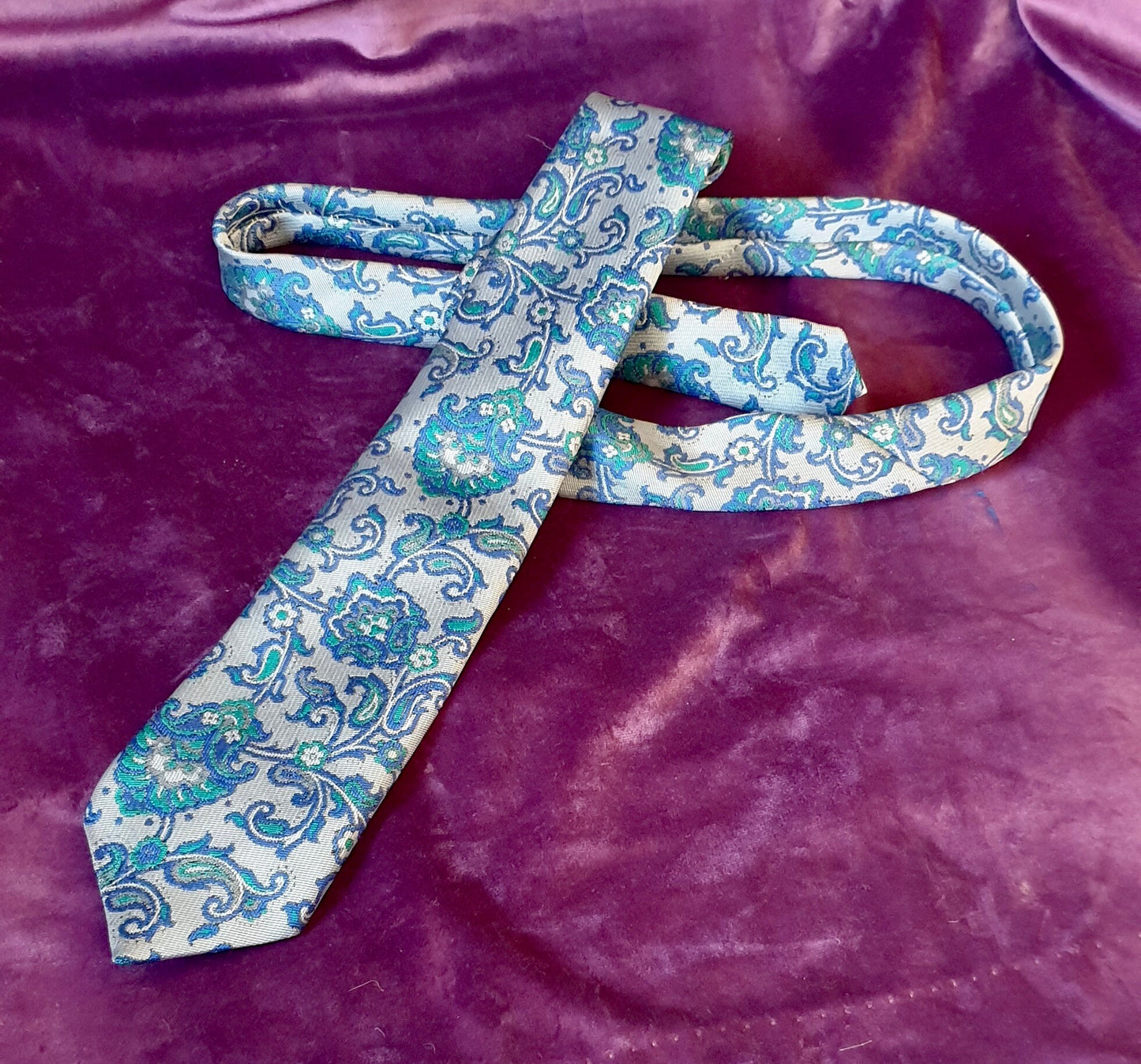 Vintage St Michael Marks and Spencer Paisley Damask Tie