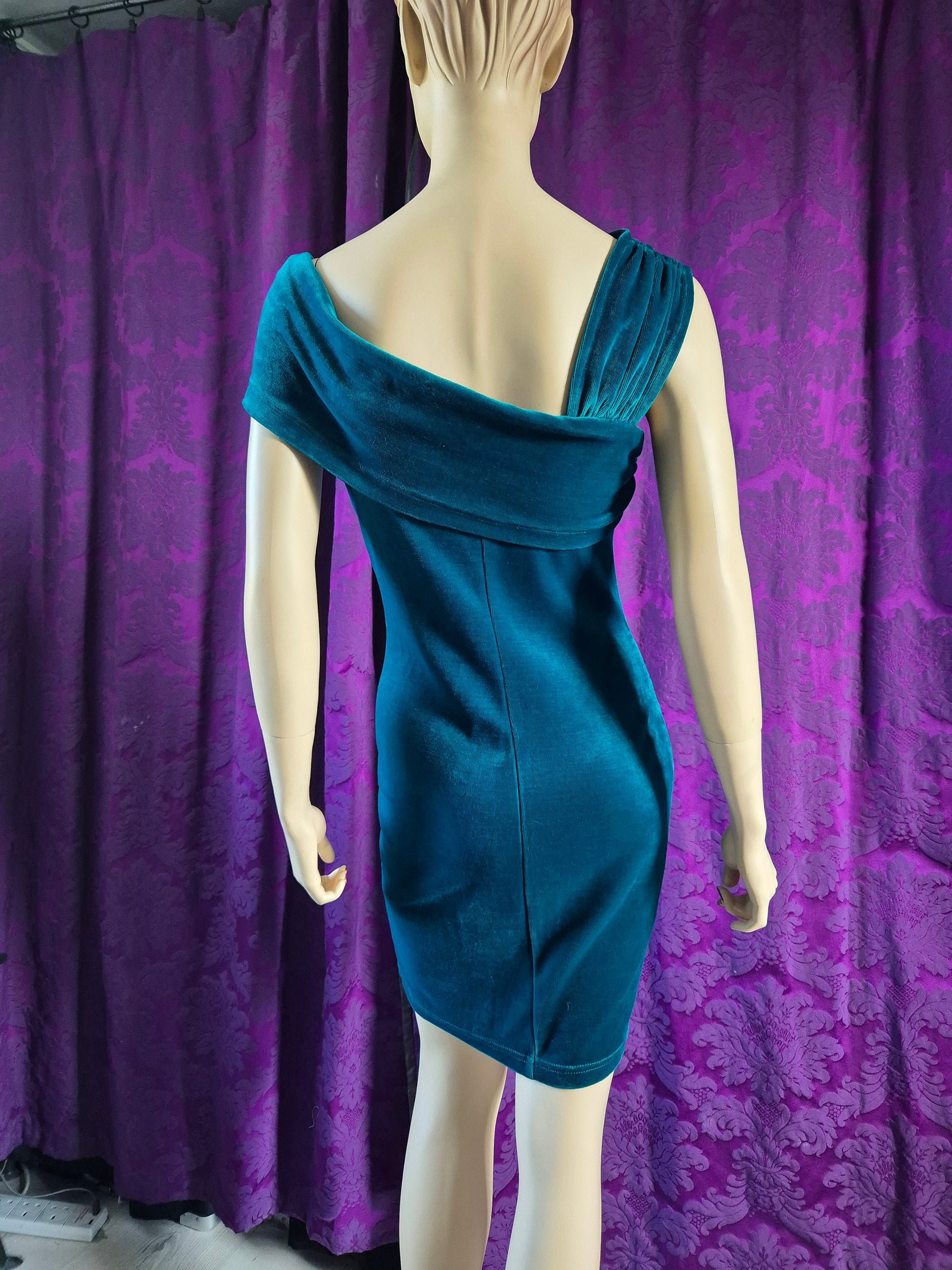 Vintage Peacock Blue Velvet One Shoulder Body-Con Dress