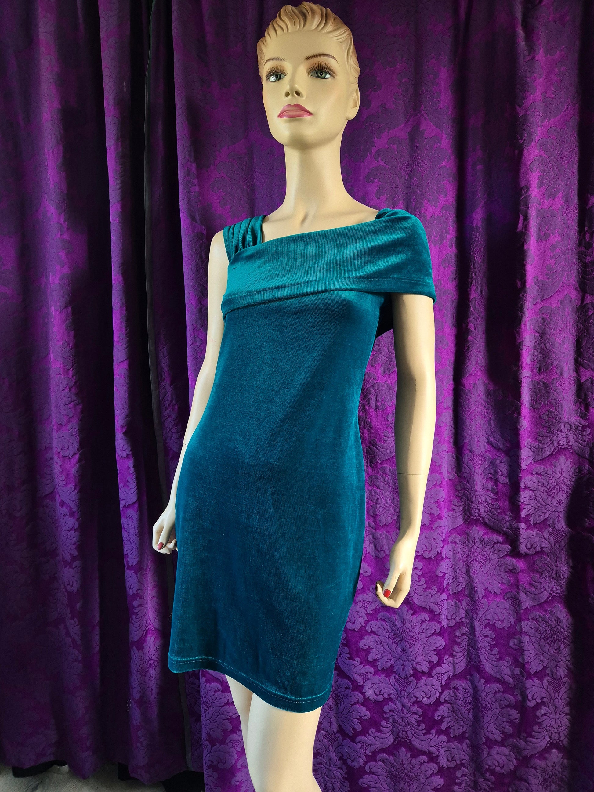 Vintage Peacock Blue Velvet One Shoulder Body-Con Dress