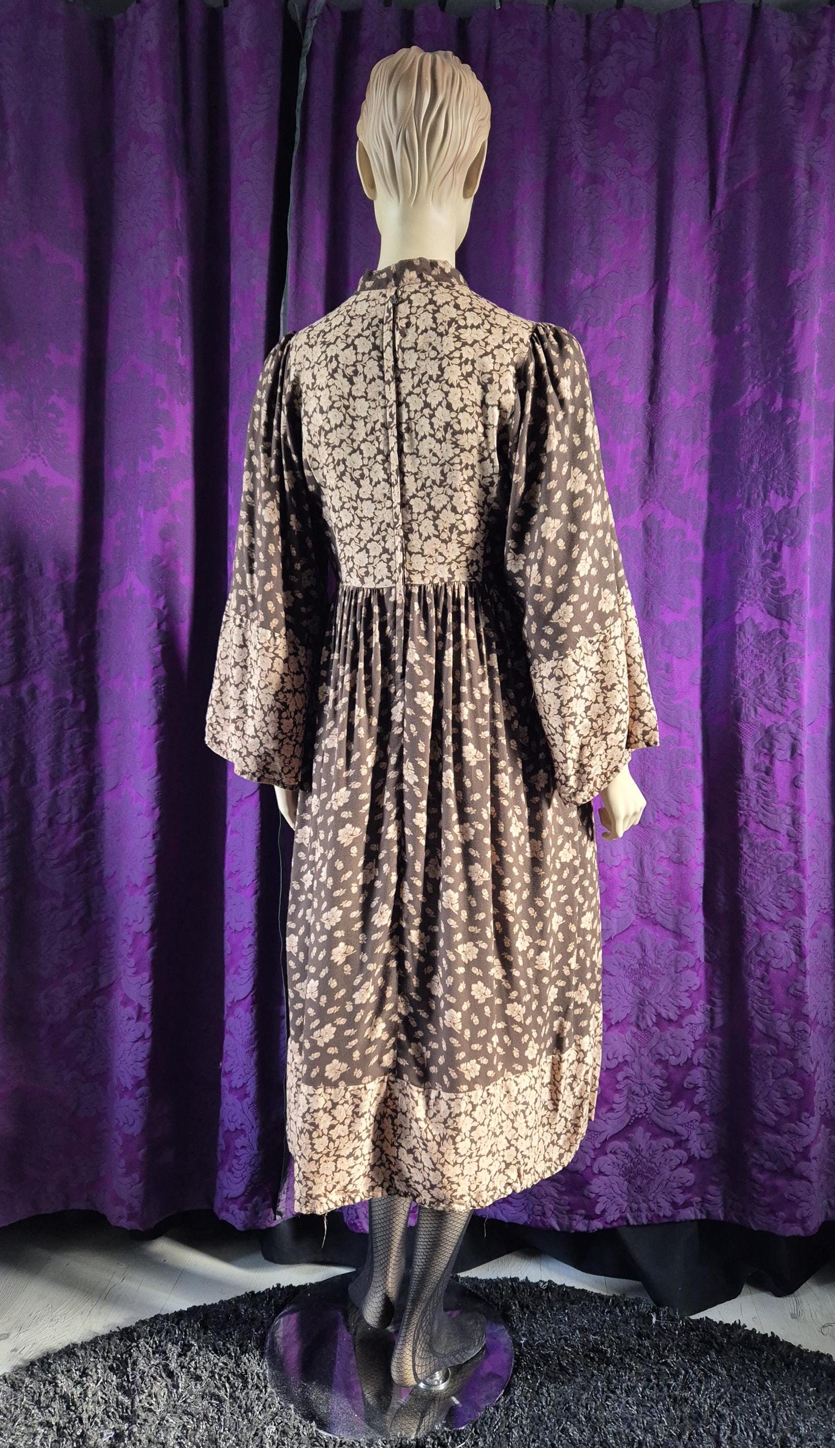 Vintage Boho Floral Smock Dress - Cottagecore Grunge Prairie
