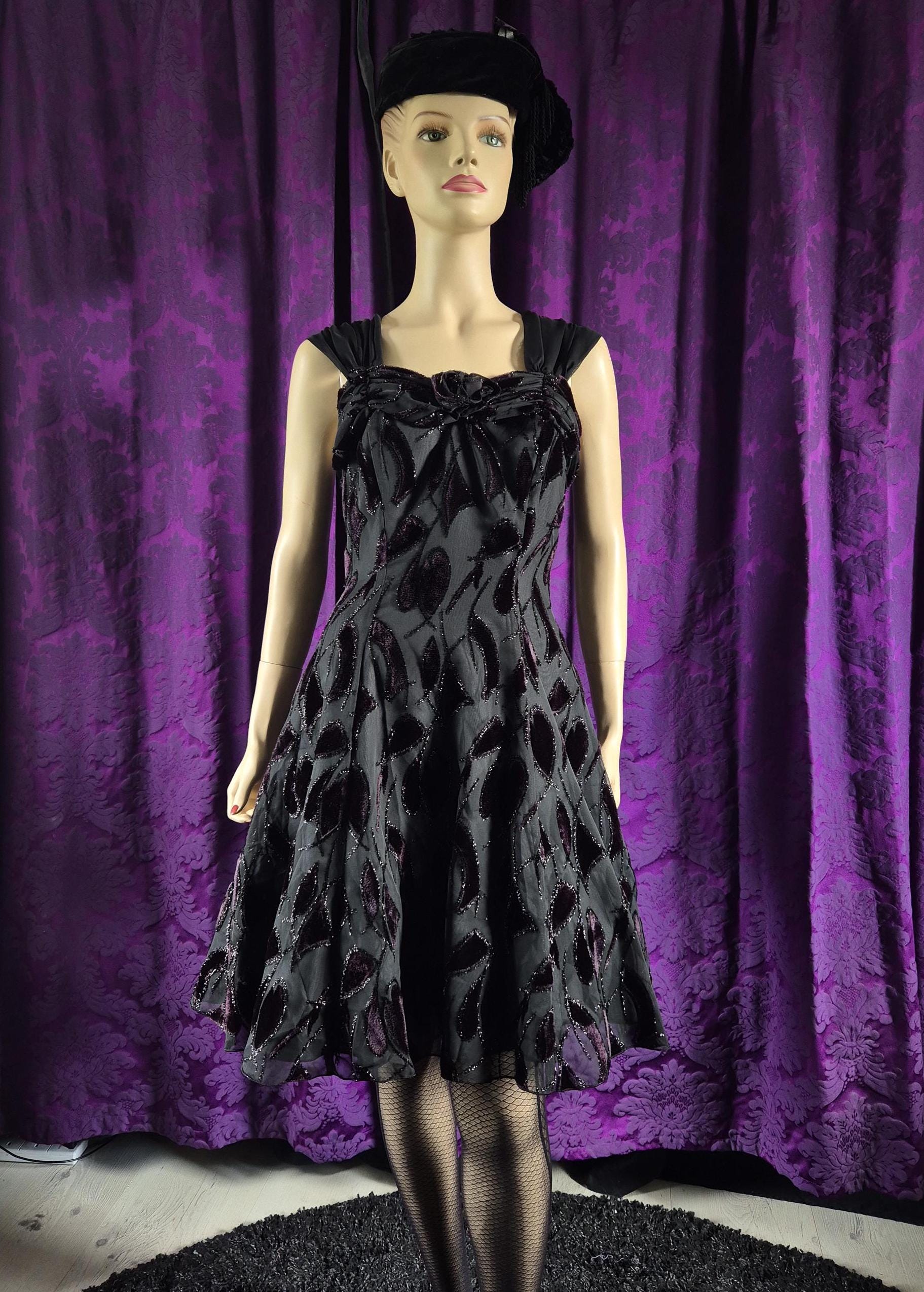 Vintage 90s Chiffon Layered Goth Prom Dress - Halloween Party Frock