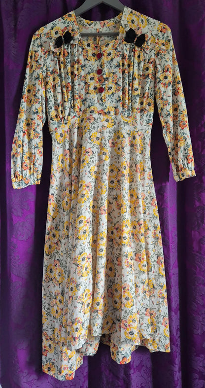 Vintage 1940s Yellow Floral Cotton Day Dress