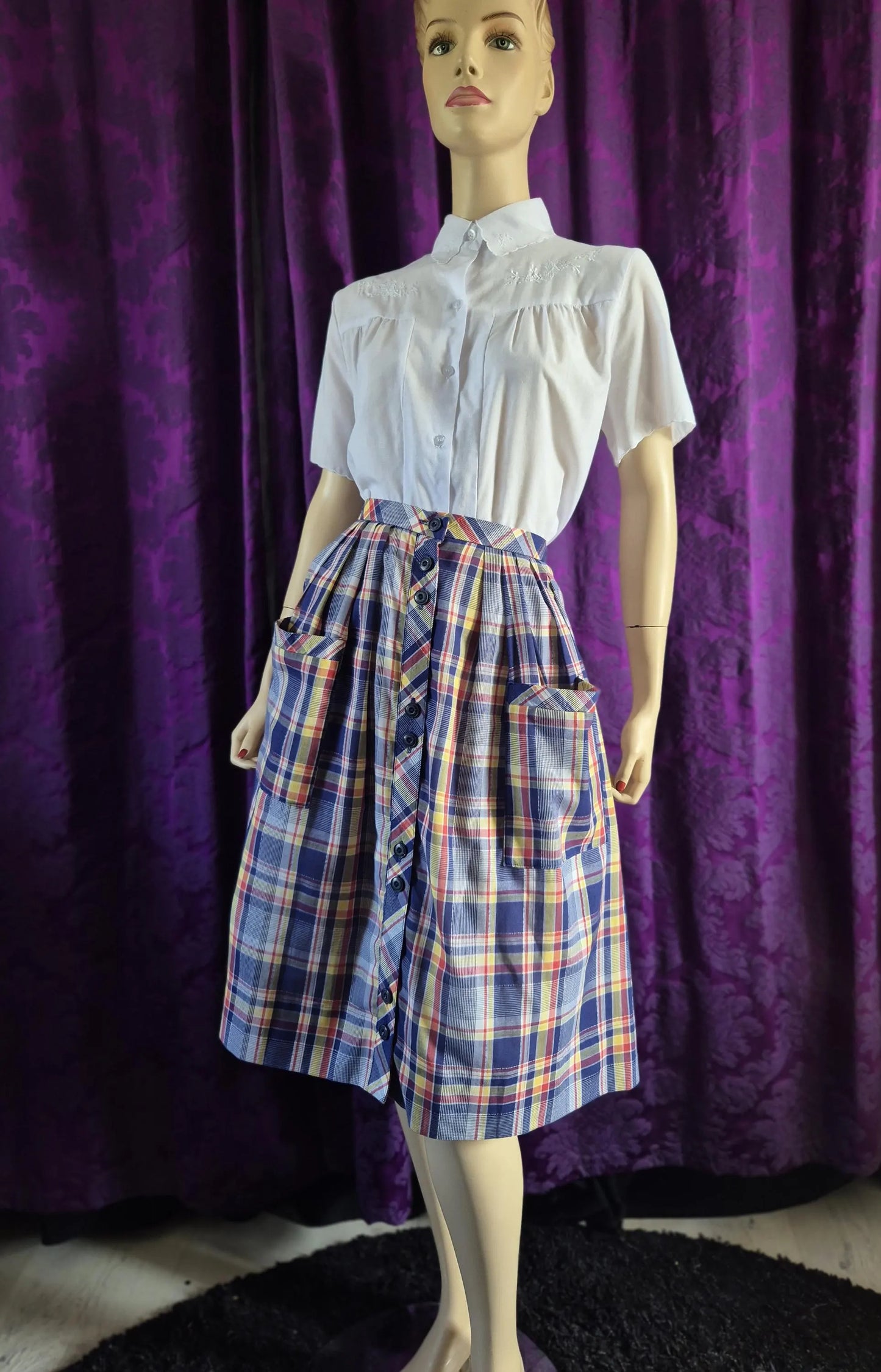 Vintage 1970s Checked Full Skirt with Pockets