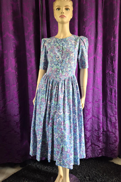 Vintage 1980s Cotton Floral Dress