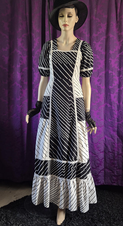 Vintage 1970s Kaisu Heikkilä Oy Cotton Stripe Maxi Dress