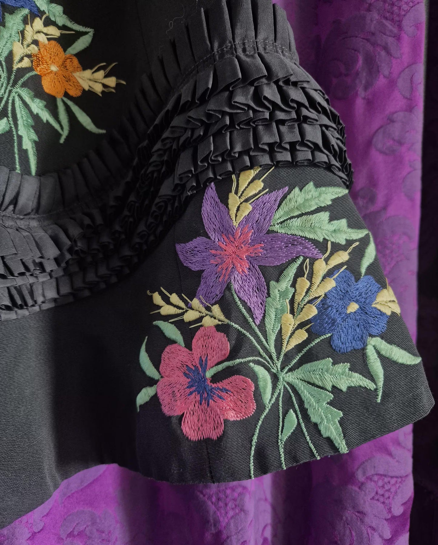 Vintage 1950s Embroidered Ruffled Folkloric Circle Skirt