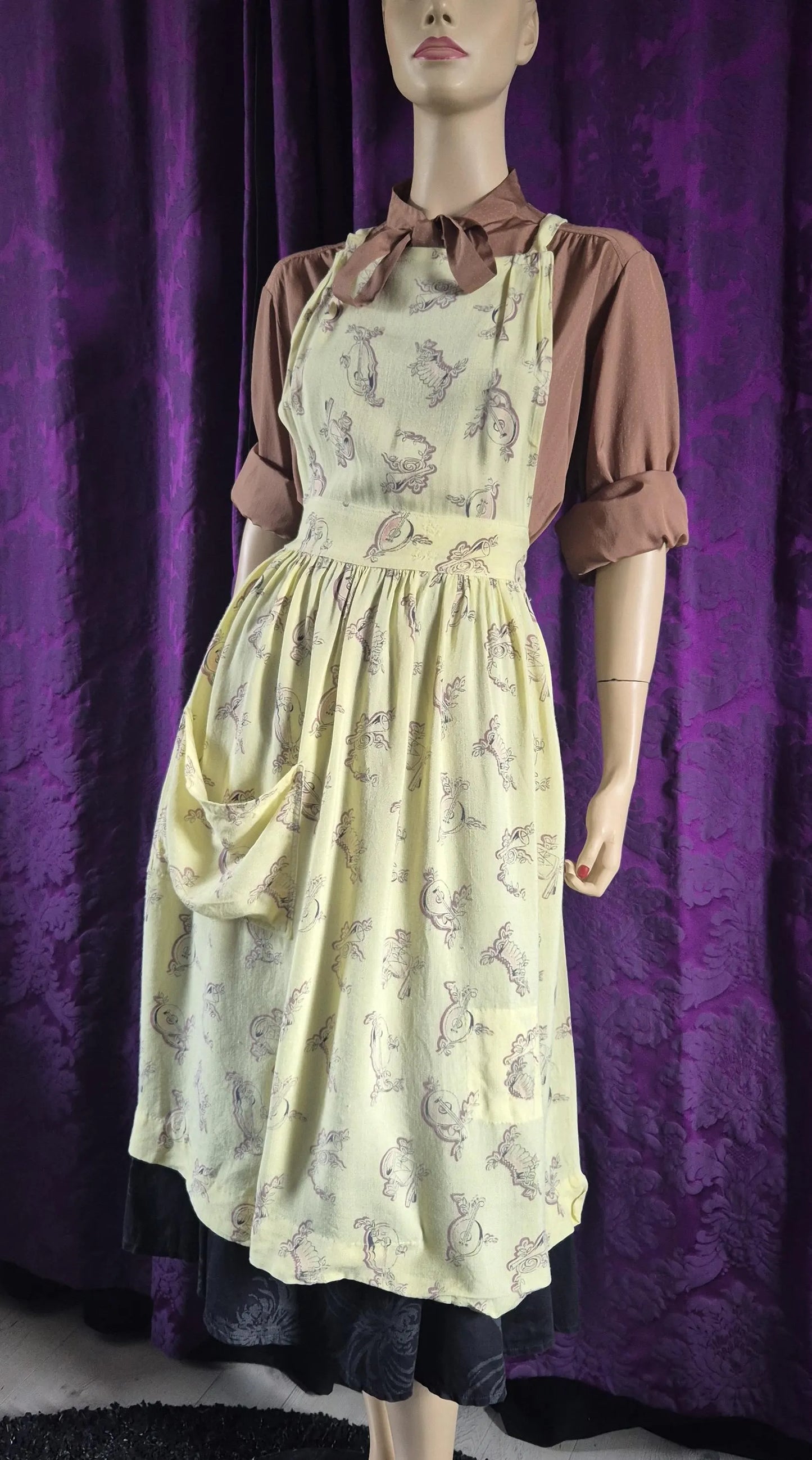 Make Do And Mend Full Apron with Musical Instruments Print