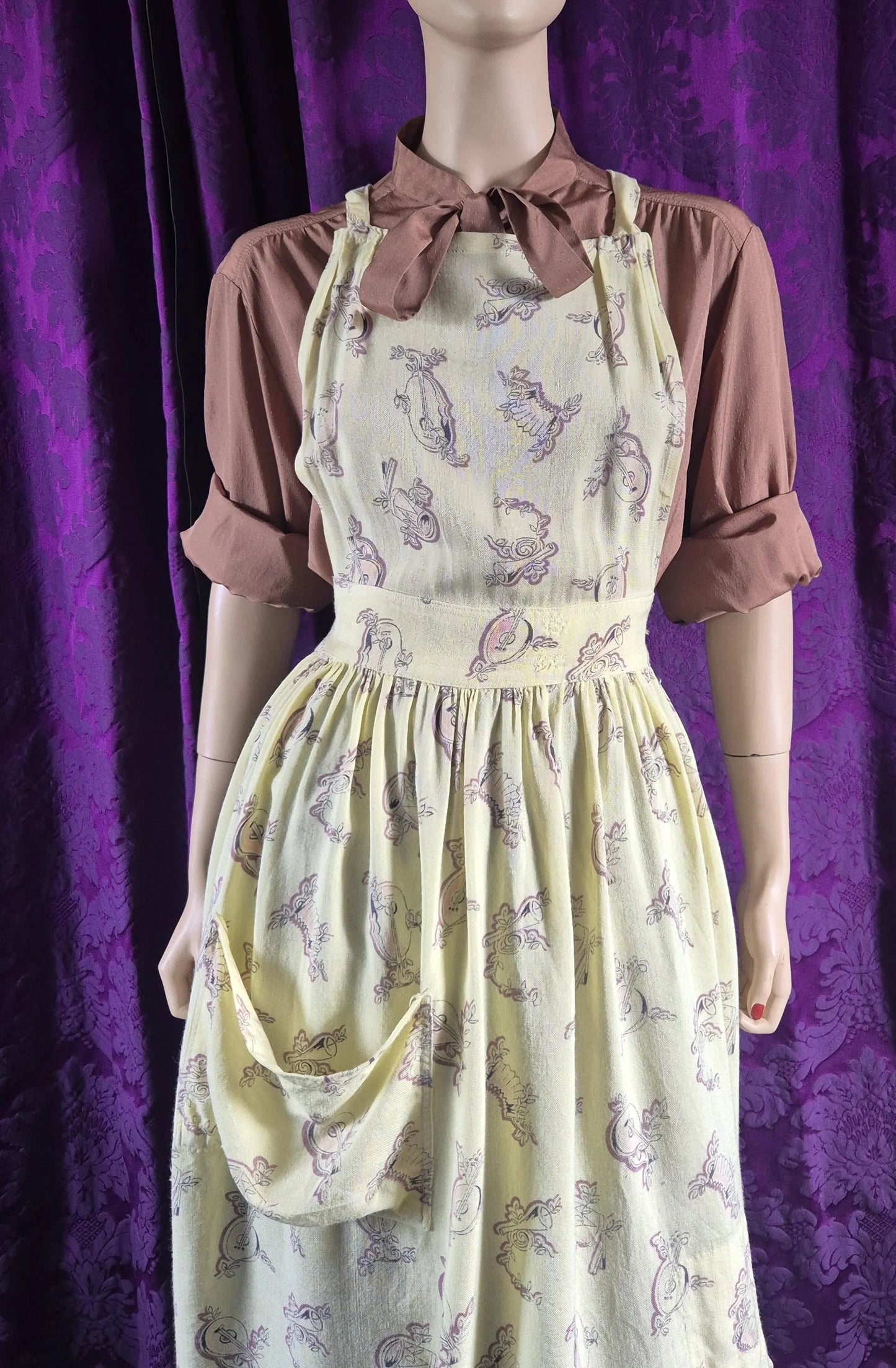 Make Do And Mend Full Apron with Musical Instruments Print