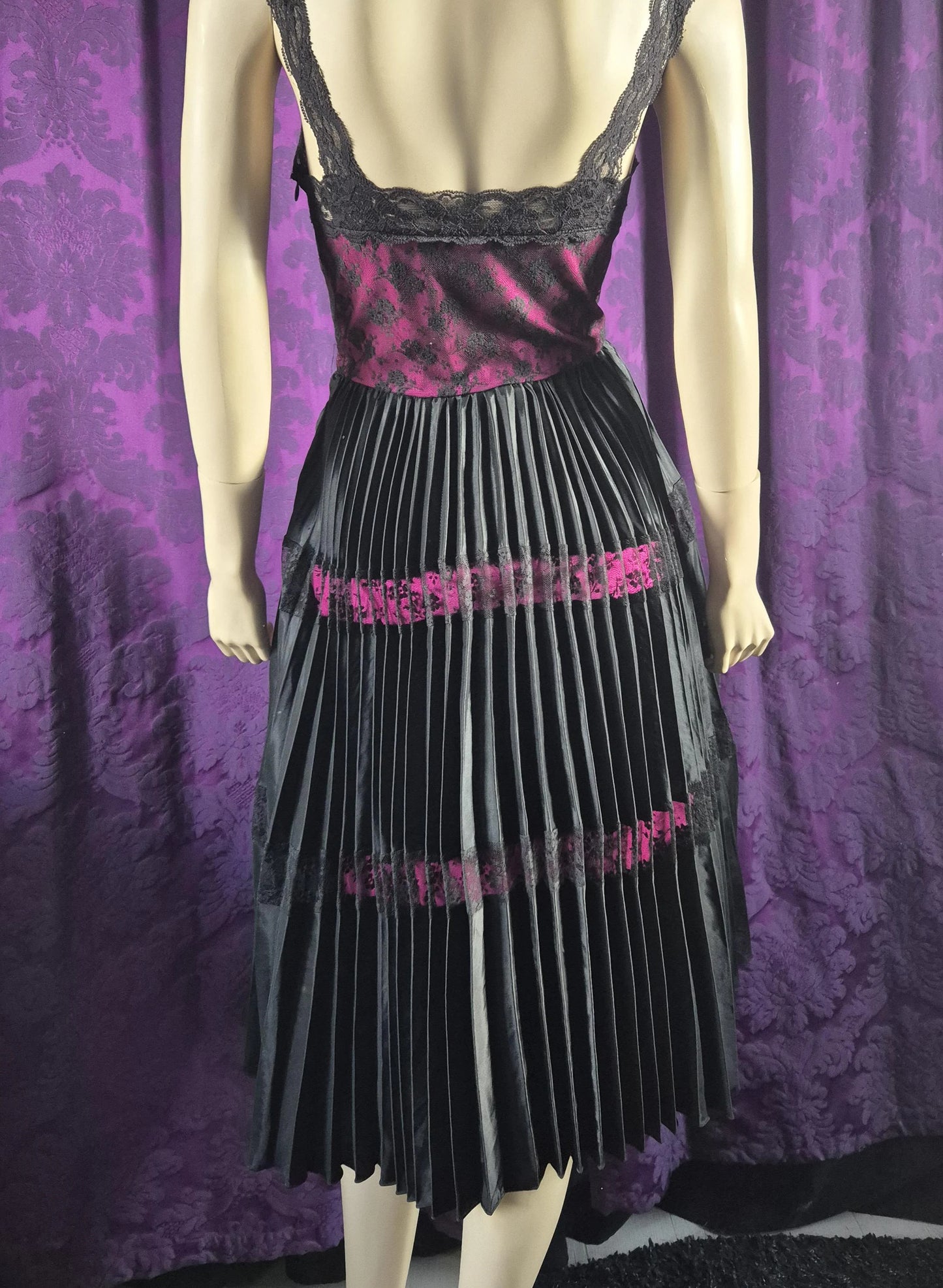 Betsey Johnson Y2K Satin & Lace Gothic Prom Dress