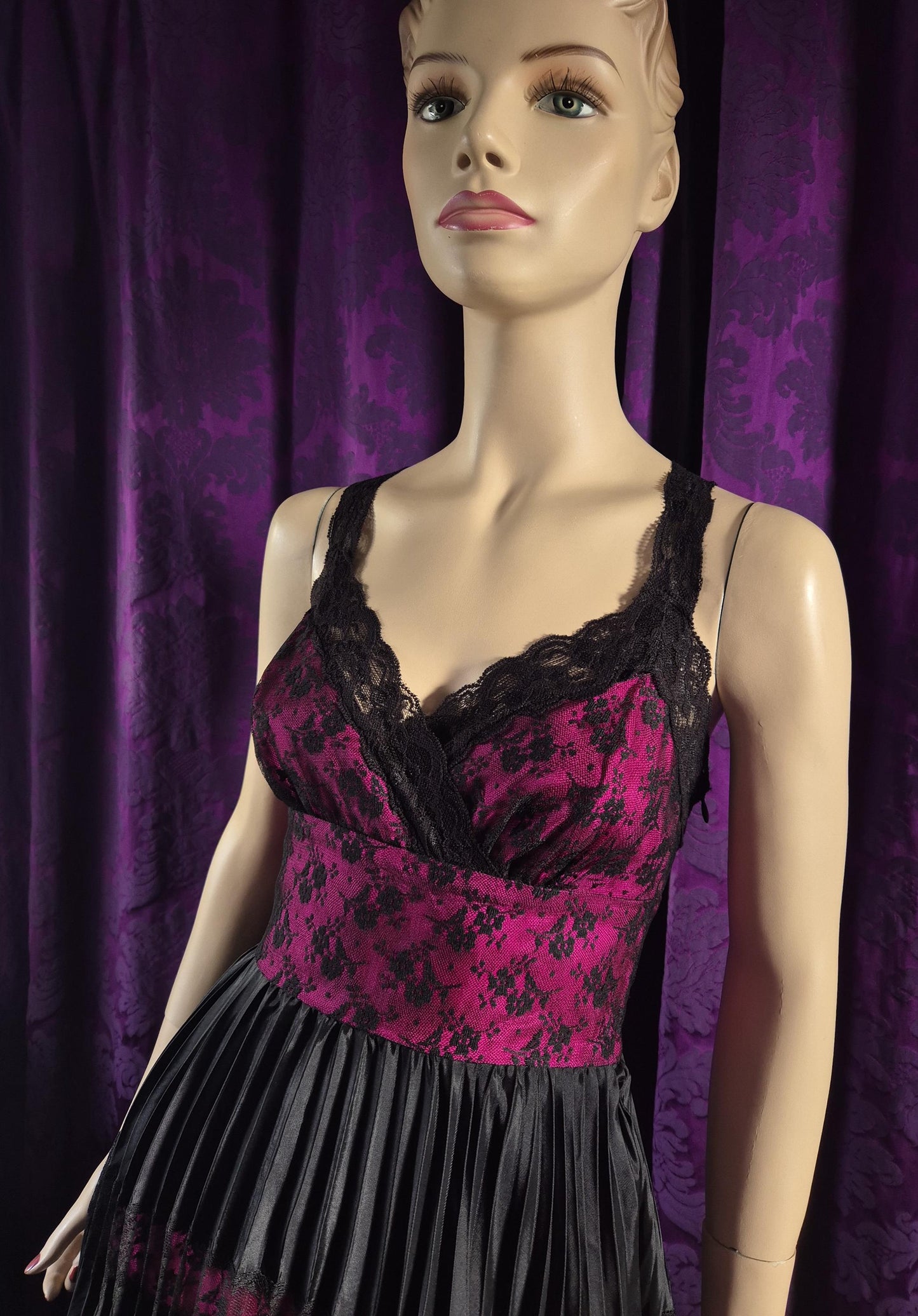 Betsey Johnson Y2K Satin & Lace Gothic Prom Dress