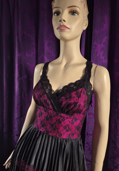 Betsey Johnson Y2K Satin & Lace Gothic Prom Dress