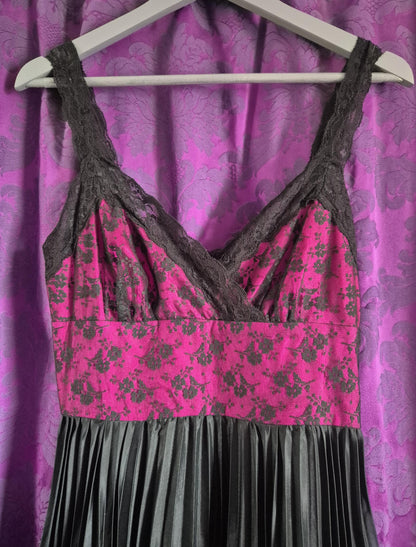 Betsey Johnson Y2K Satin & Lace Gothic Prom Dress