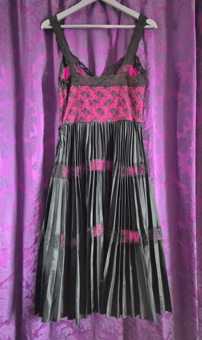 Betsey Johnson Y2K Satin & Lace Gothic Prom Dress