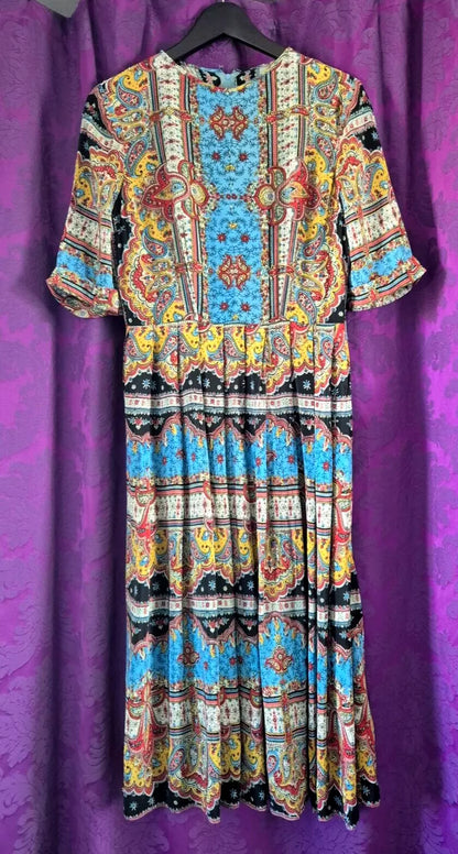 Vintage 1940s Rayon Paisley Dress