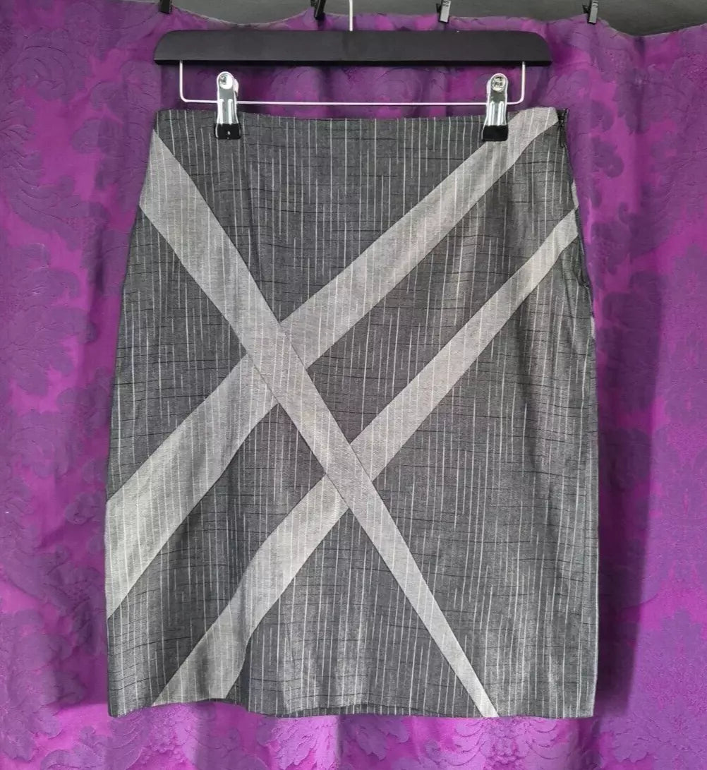 EXTÉ Collezione Grey Pinstripe Diagonal Inset Skirt