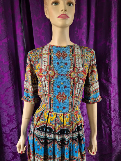 Vintage 1940s Rayon Paisley Dress