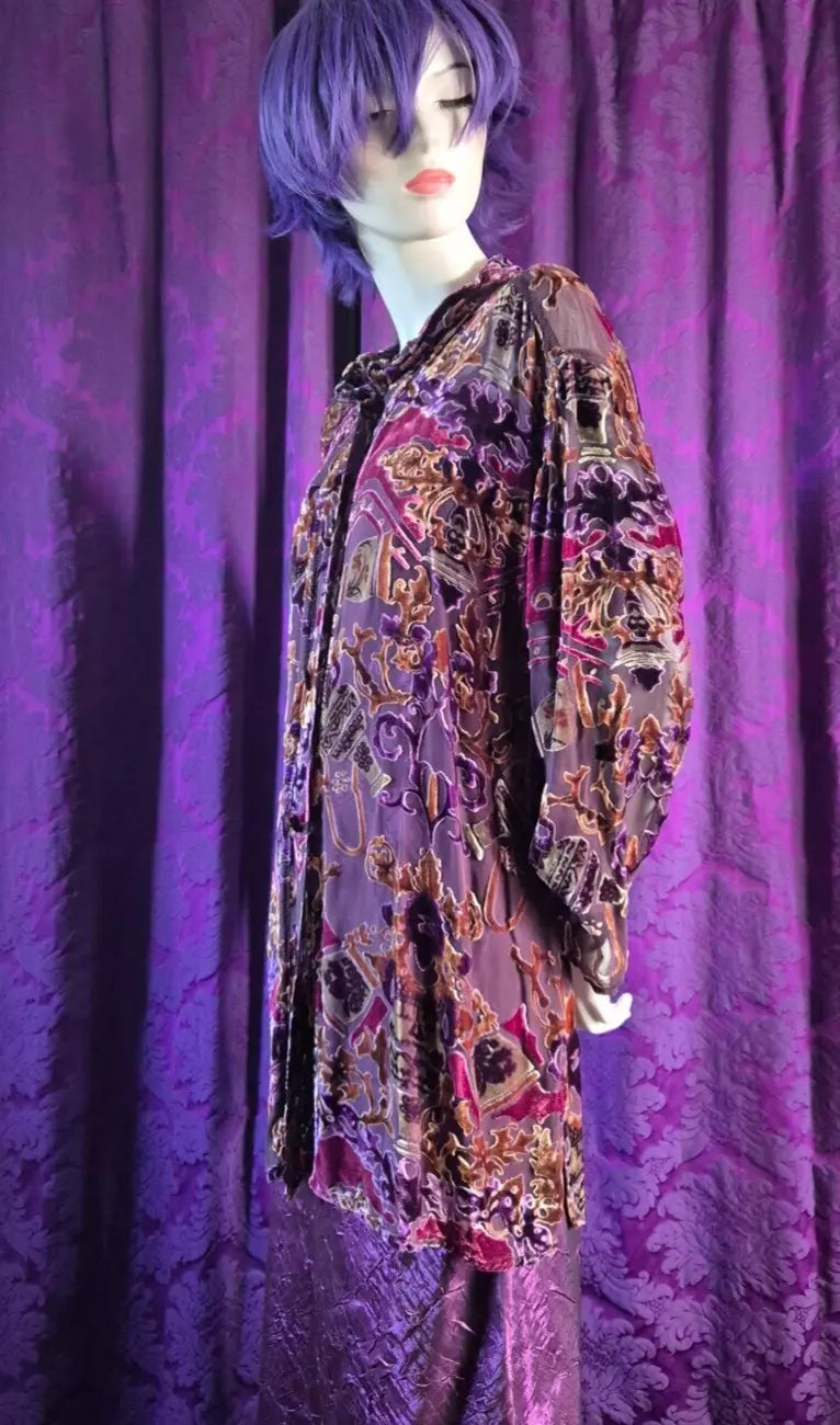 URU Kristine St Rrik Silk Velvet Devorré Tunic Blouse