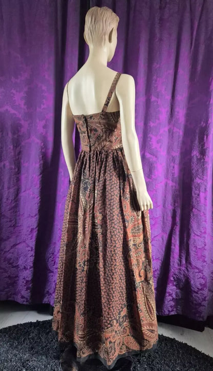 Vintage 1970s Trina lewis Marjon Couture Paisley Maxi Dress