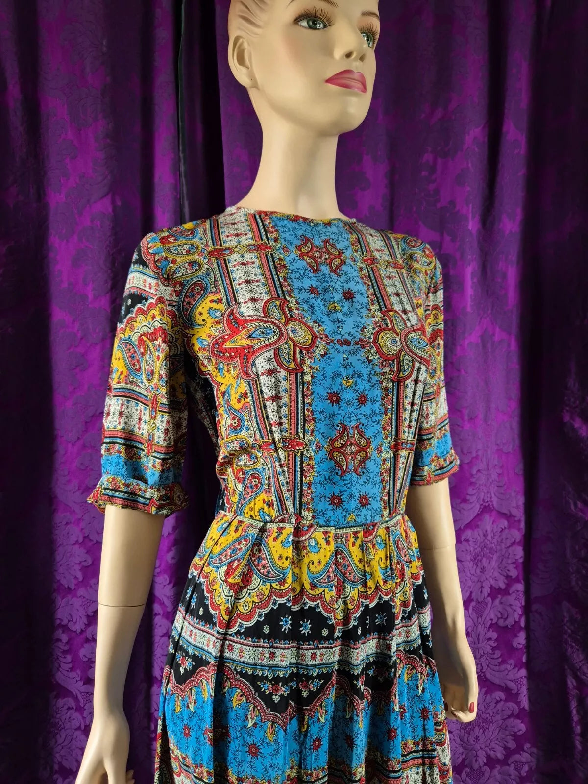 Vintage 1940s Rayon Paisley Dress