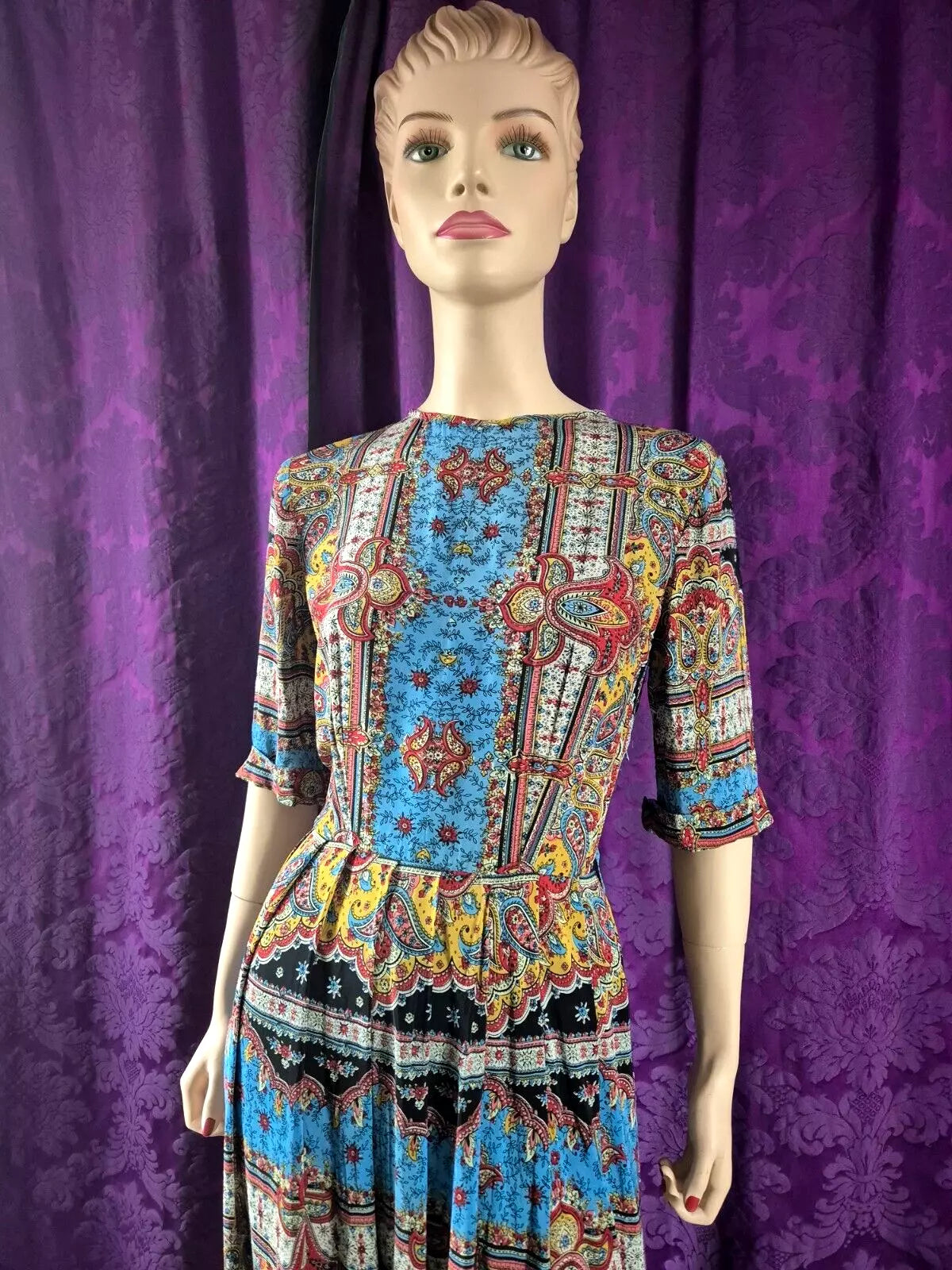 Vintage 1940s Rayon Paisley Dress