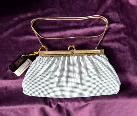 Vintage 1980s White Glomesh Hinged Frame Handbag